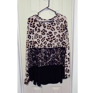 Leopard top